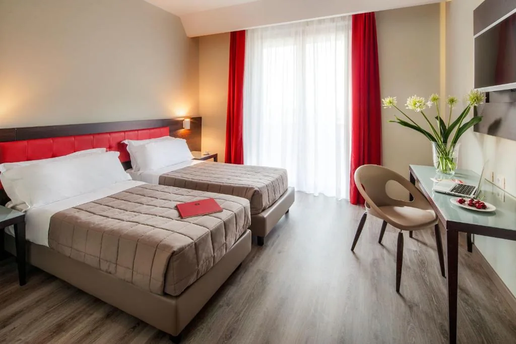 Camera Doppia con Letti Singoli — Hotel Da Vinci