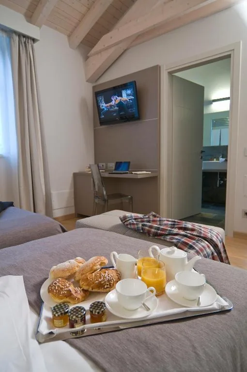 Camera Doppia con Letti Singoli — Hotel Di Varese