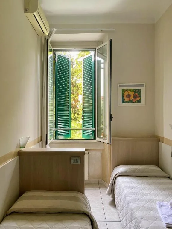 Camera Doppia con Letti Singoli — Hotel Due Giardini