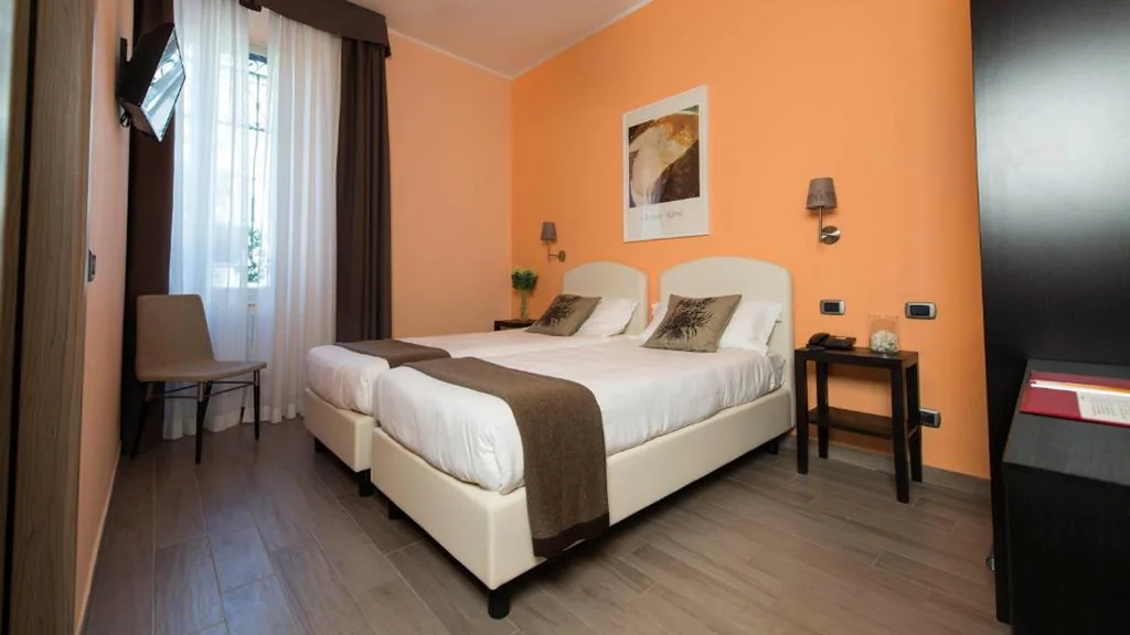 Camera Doppia con Letti Singoli — Hotel Florence Milano