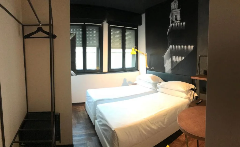 Twin Room with Single Beds — Hotel Roxy