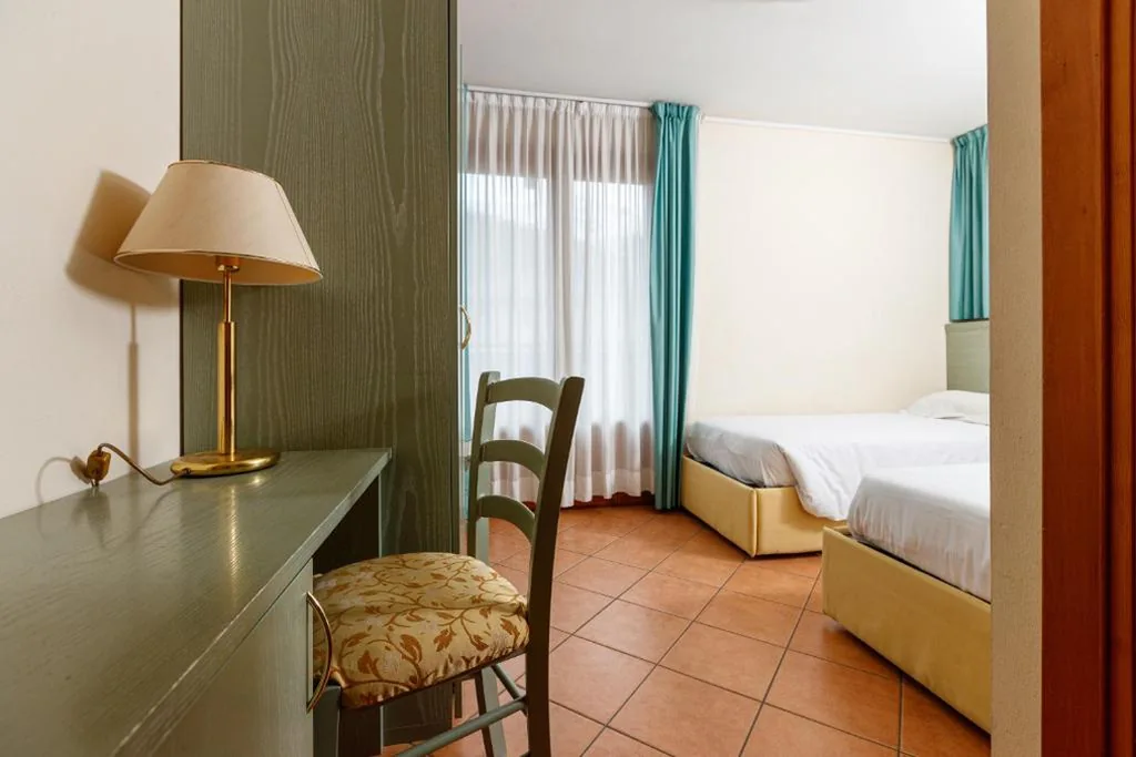 Twin Room — Hotel Villa Rina