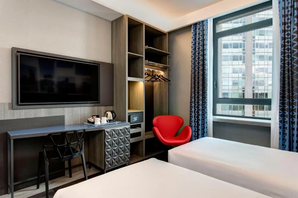 Camera Doppia con Letti Singoli — iQ Hotel Milano