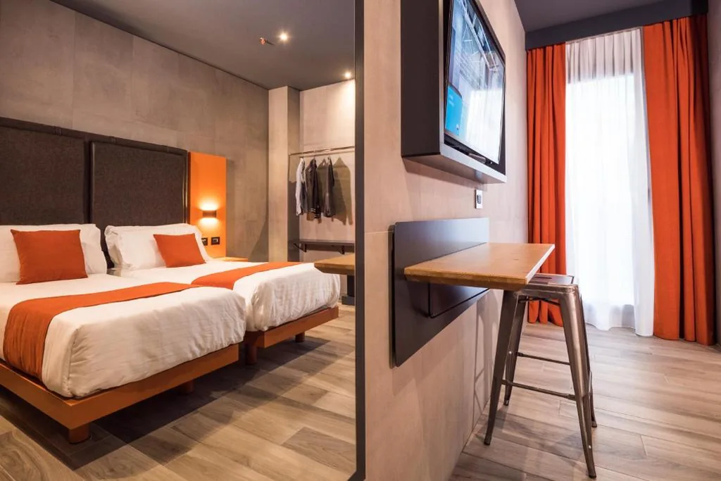 Twin Room — J24 Hotel Milano
