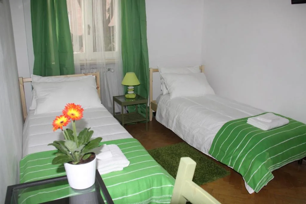 Twin Room — Lotus B&B