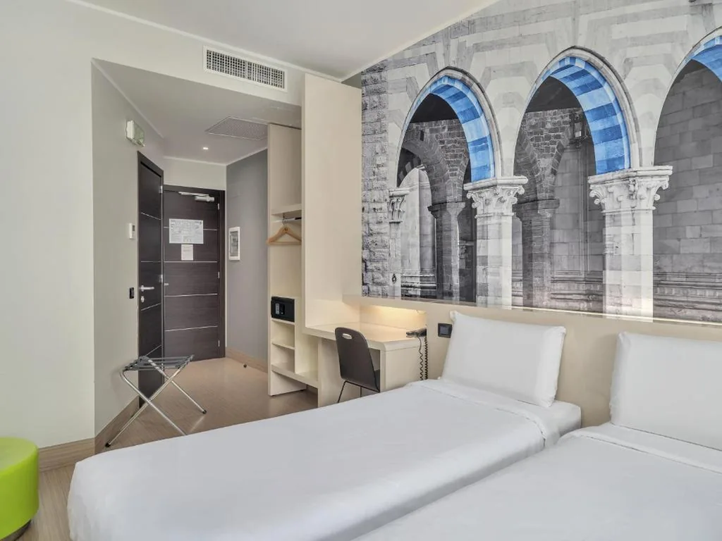 Windowless Economy Twin Room — B&B Hotel Como Camerlata