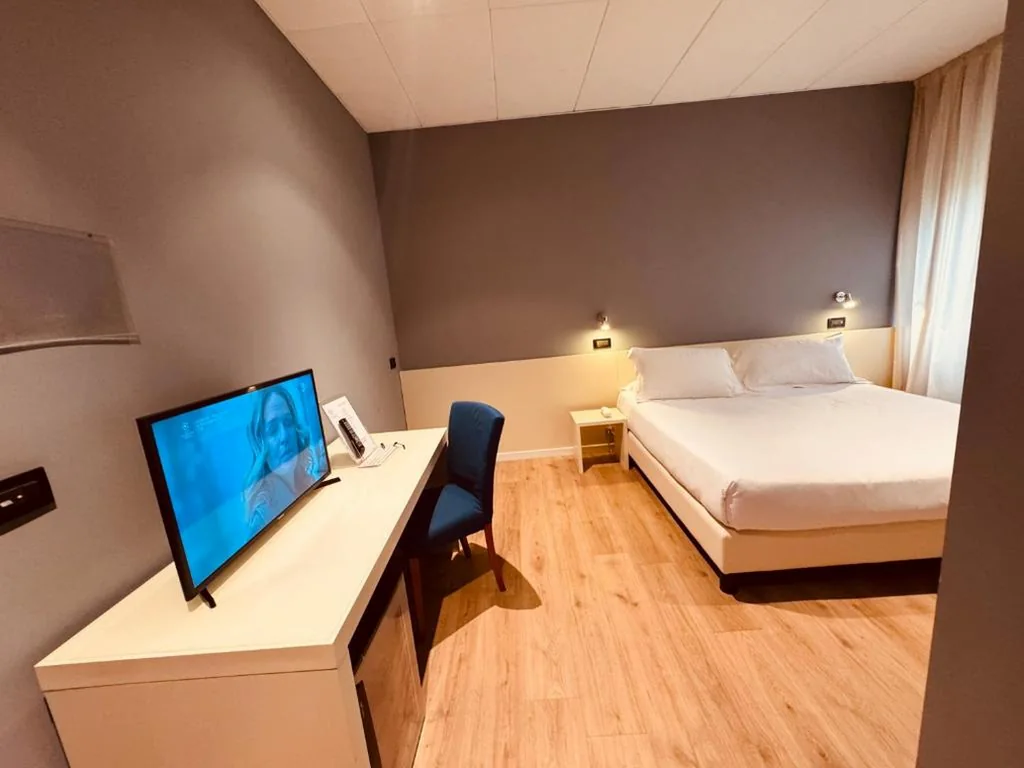 Economy Double/Twin Room — Hotel Pex Mantova