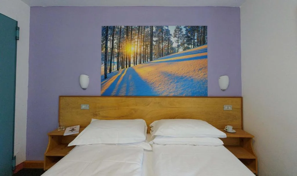 Camera Economy Matrimoniale/Doppia con Letti Singoli — Hotel Teola