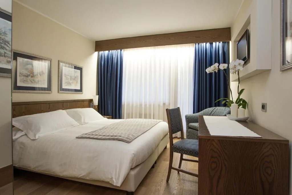 Camera Economy Matrimoniale/Doppia con Letti Singoli — Palace Hotel Wellness & Beauty