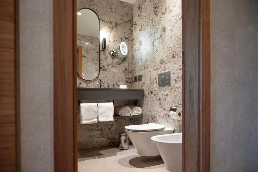 Executive Double Room with Single Beds — Hilton Milan