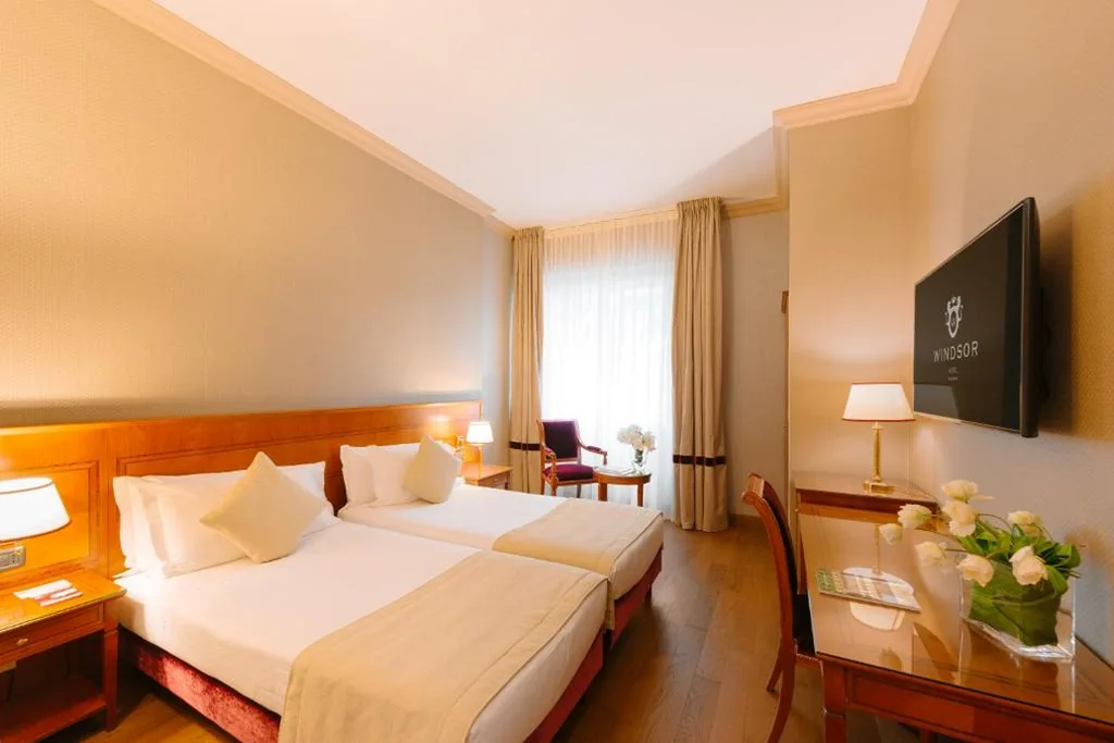 Camera Executive Matrimoniale/Doppia con Letti singoli — Windsor Hotel Milano