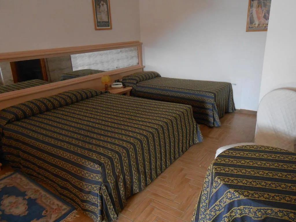 Camera Familiare Classic — Garda Sol SPA Hotel & Appartamenti