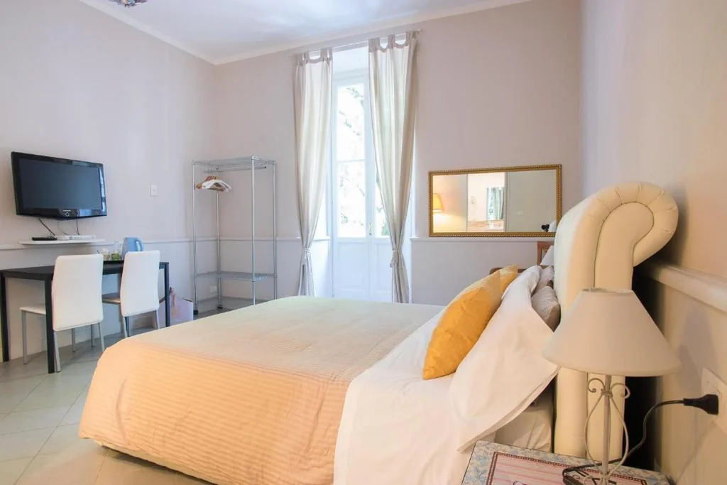 Family Room with Private Bathroom — B&B Le Grazie
