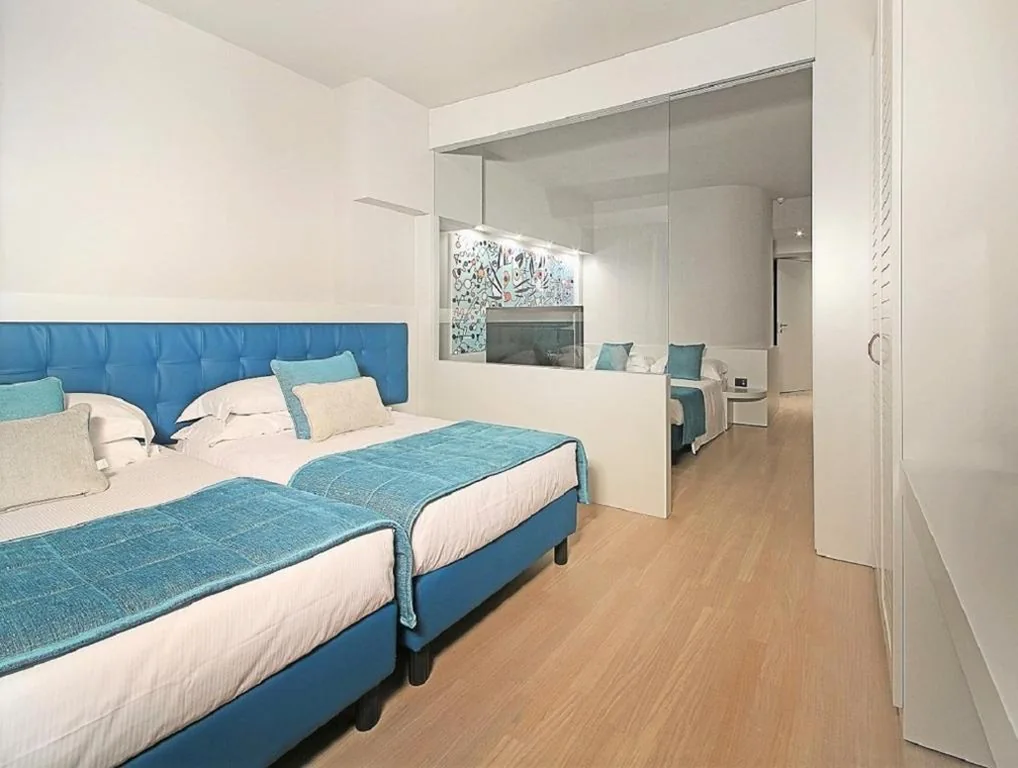 Camera Familiare con Balcone e Vista Lago — Hotel Salò du Parc
