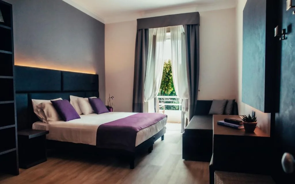 Family Room with Balcony — Hotel Benaco