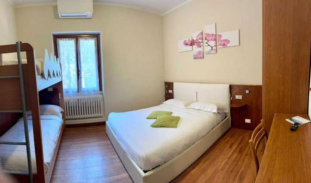 Camera Familiare con Vista Montagna — Ca Vecia