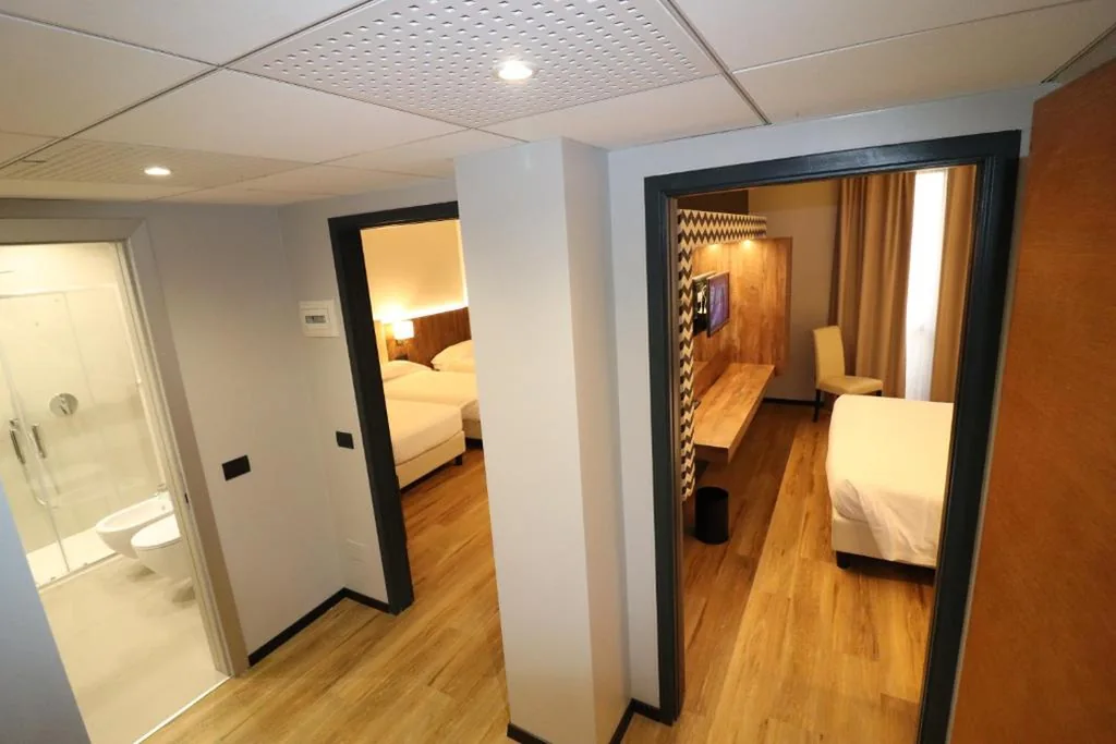Camera Familiare — Hotel Domenichino