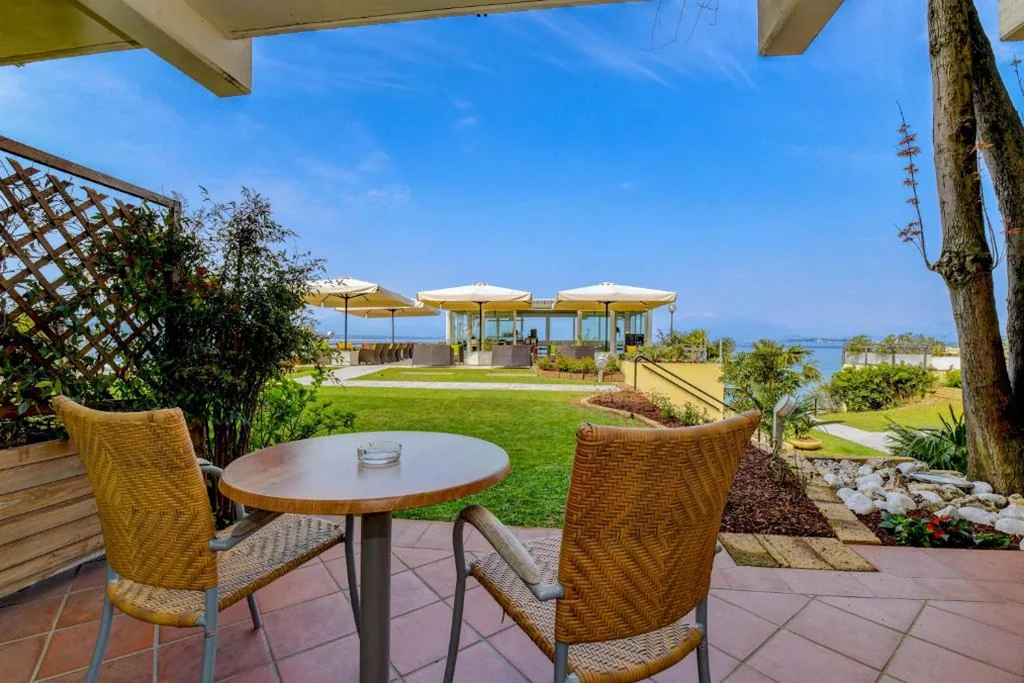 Camera Familiare Quadrupla con Vista Lago — Lido International