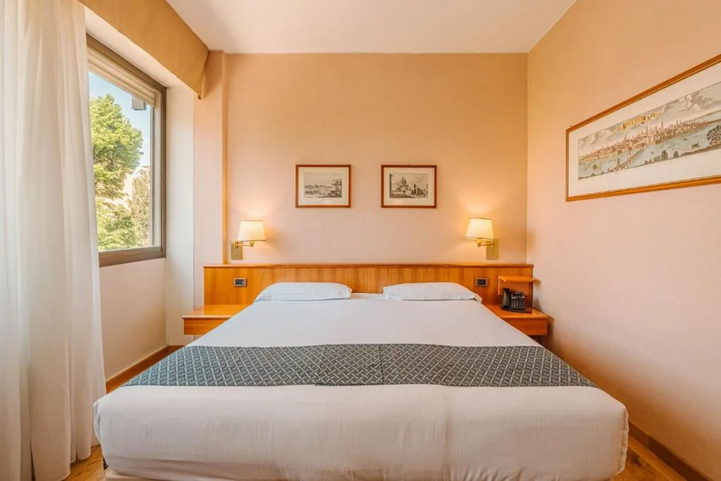 Camera Familiare Standard — Crystal Hotel Varese
