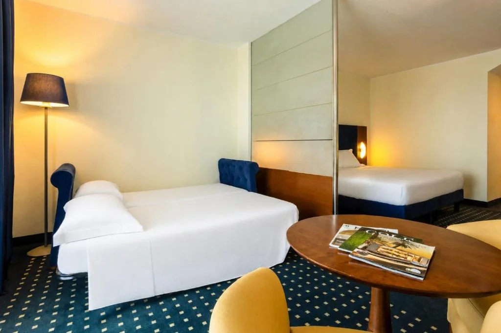 Standard Family Room — Hotel Villa Maria