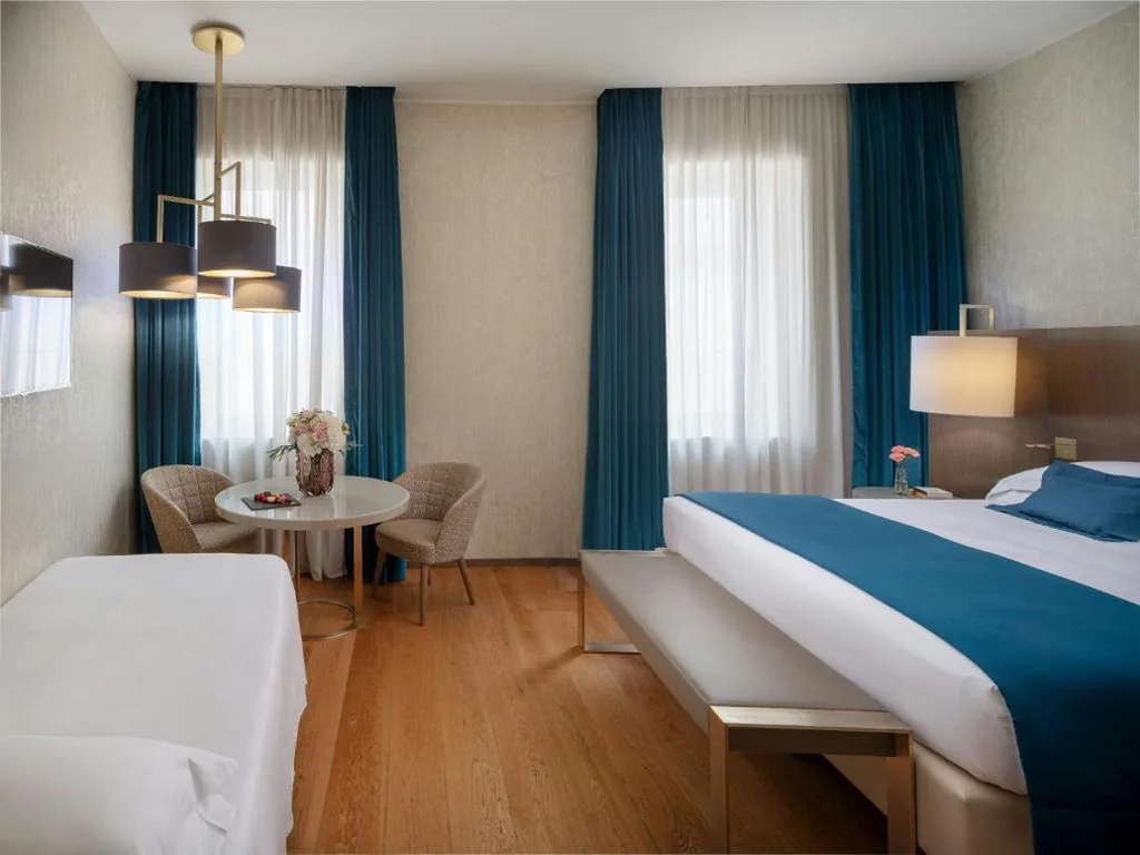 Camera Familiare Tripla — Rosa Grand Milano – Starhotels Collezione