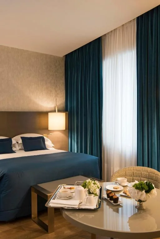 Camera Grand Deluxe — Rosa Grand Milano – Starhotels Collezione
