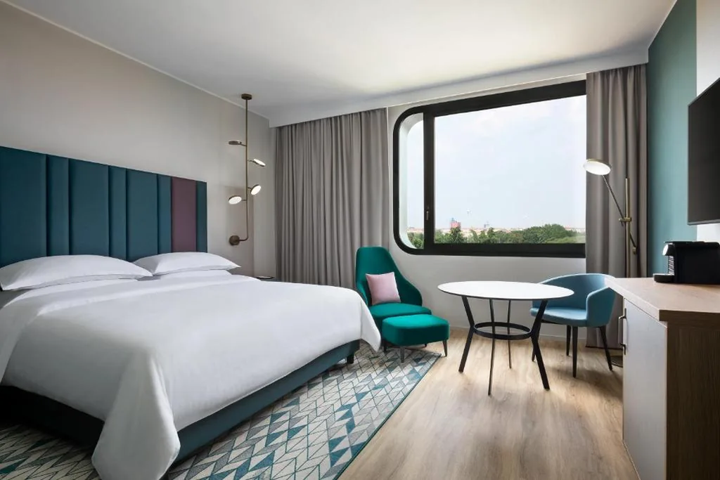 Camera King con Accesso al Club Lounge — Sheraton Milan San Siro
