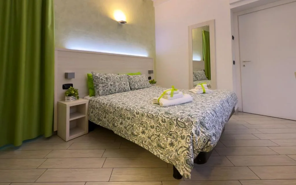 King Room with Balcony — BelSorrisoVarese – Hotel & Residence – Private Parking – Reservation Required