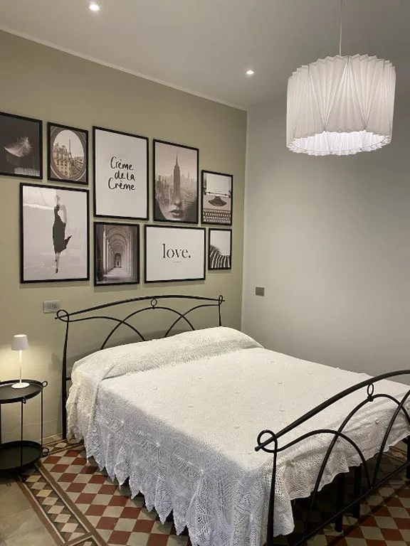 King Room with Lake View — Casa Cortesella