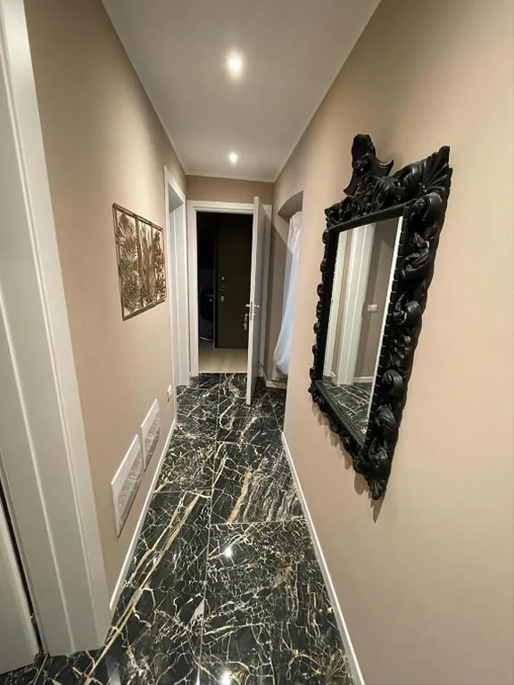 King Room with Lake View — Prestige Suite Via Romagnoli