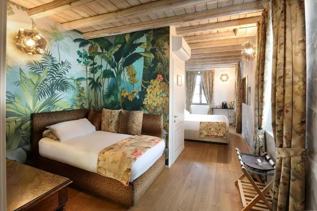 King Room with Lake View — Suites&Atelier Lake Como