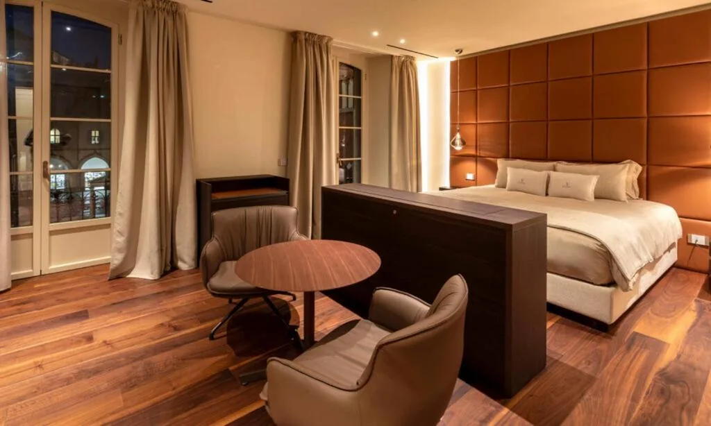 King Deluxe Room — AF Duomo – Milano Luxury Suites