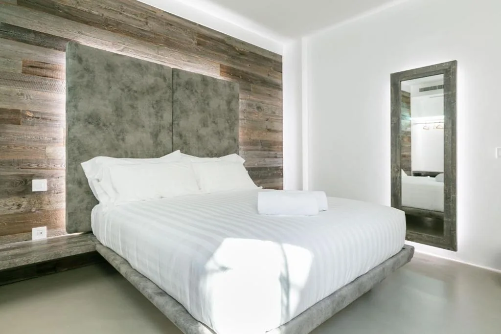 King Deluxe Room — DOMUS CAVOUR Rooms&Suites