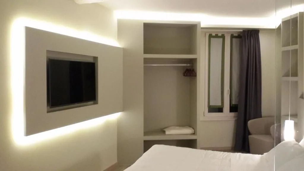 King Deluxe Room — Hotel Borgovico