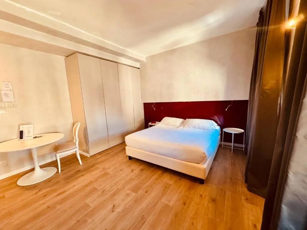 King Deluxe Room — Hotel Pex Mantova