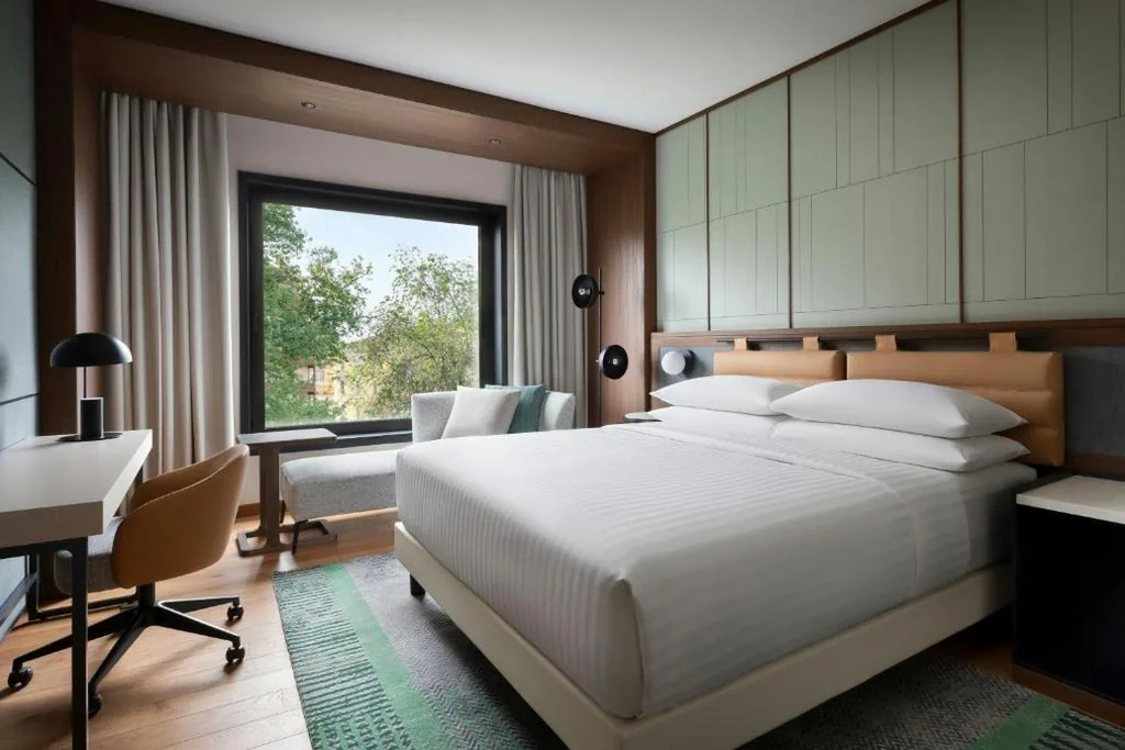 Camera King Deluxe — Milan Marriott Hotel
