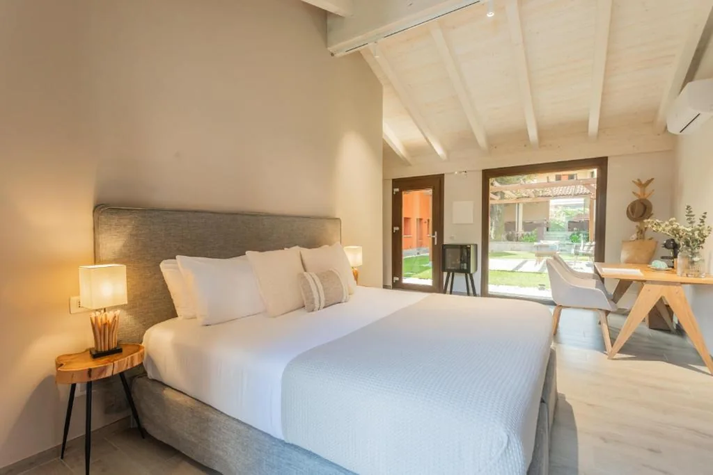 King Superior Room — Villa Il Platano