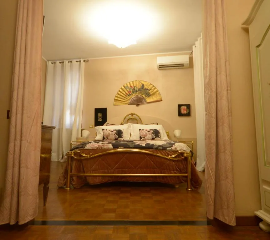 King Room — Villa Marisa