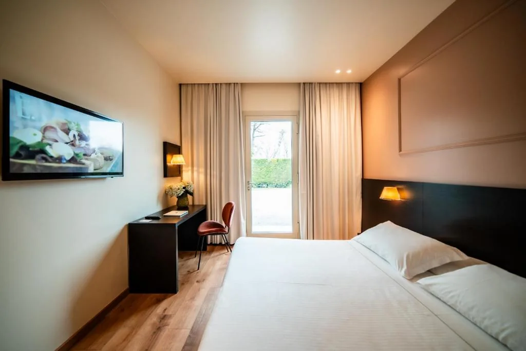 Camera Matrimoniale (1 Adulto) — Hotel Capolago