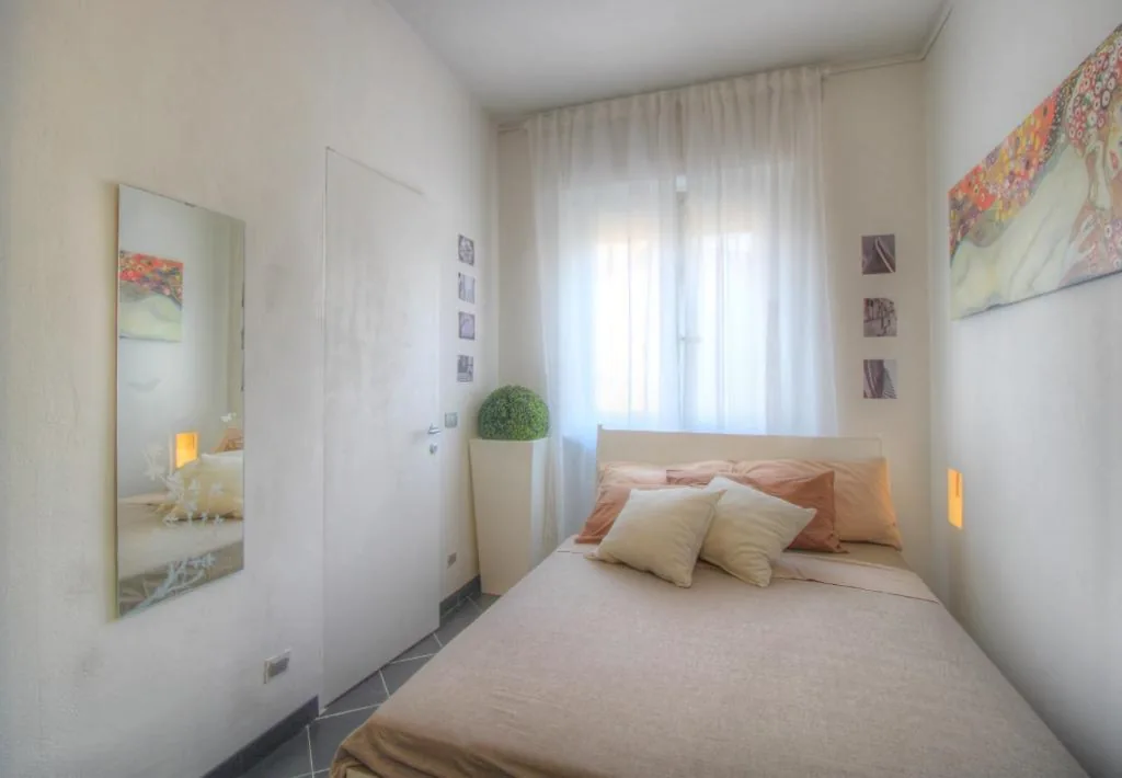 Double Room — A casa di ARA
