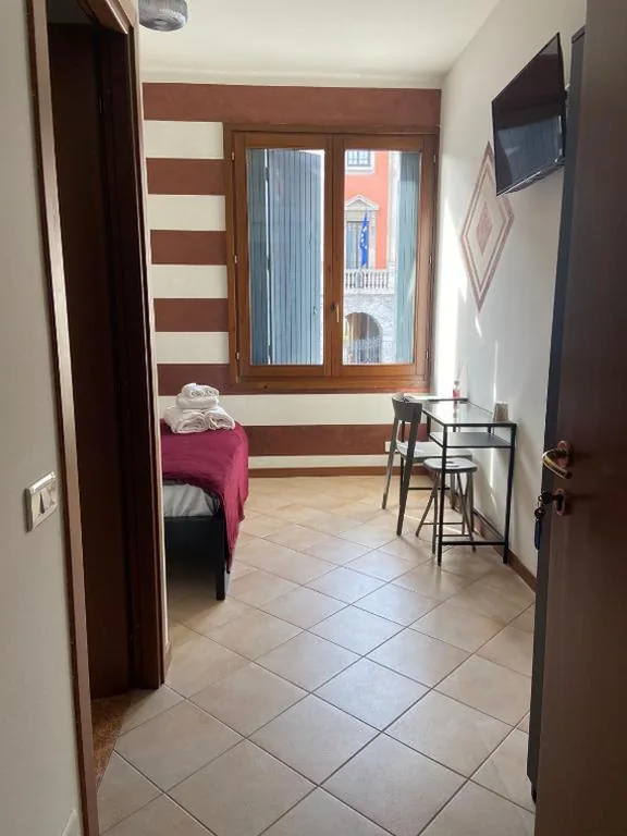 Double Room — Albergo 900