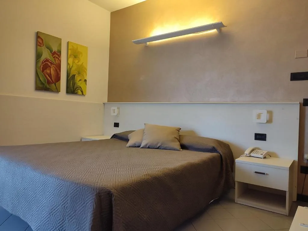 Camera Matrimoniale — Albergo Al Cacciatore