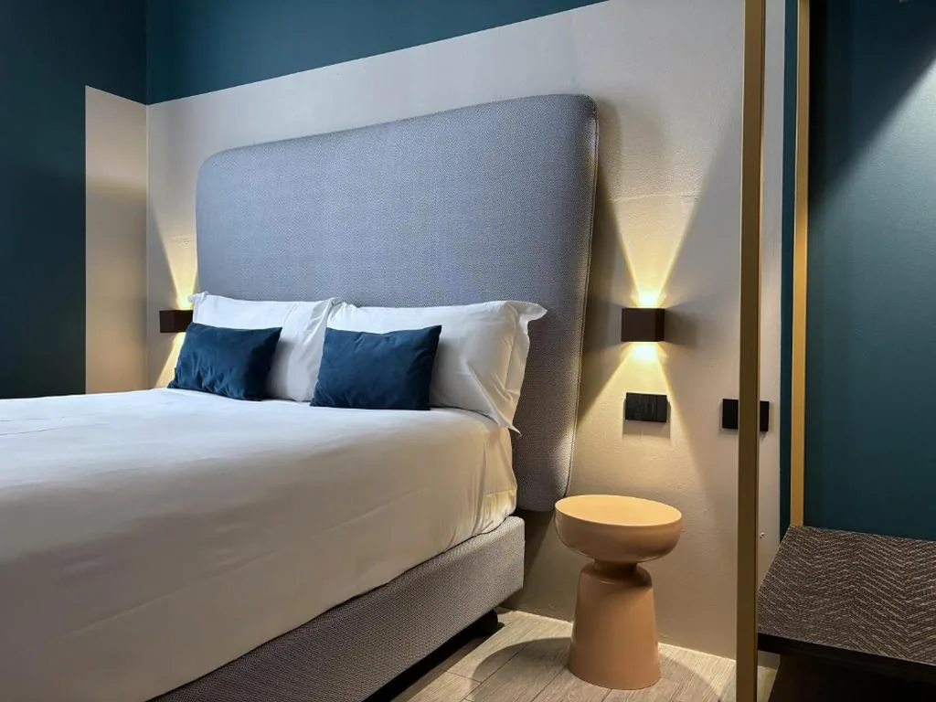 Camera Matrimoniale — AV Hotel Milano