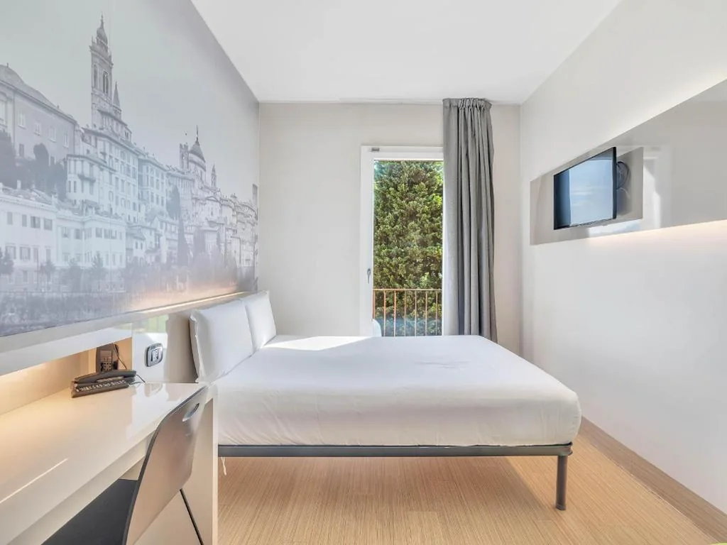 Camera Matrimoniale — B&B Hotel Bergamo City