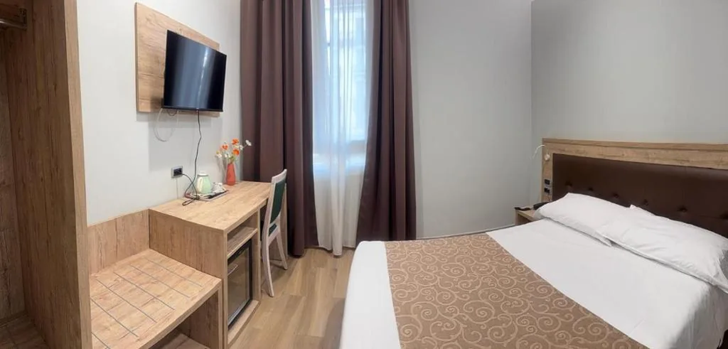 Camera Matrimoniale Budget — CSI Group – Hotel Central Station
