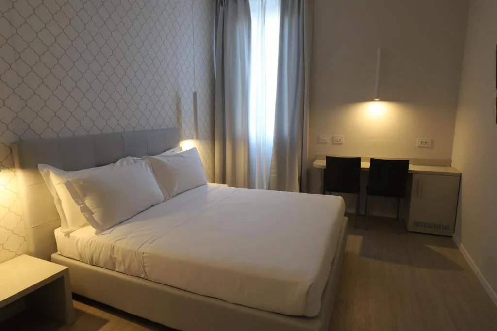 Double Room — Cadorna Luxury Hotel