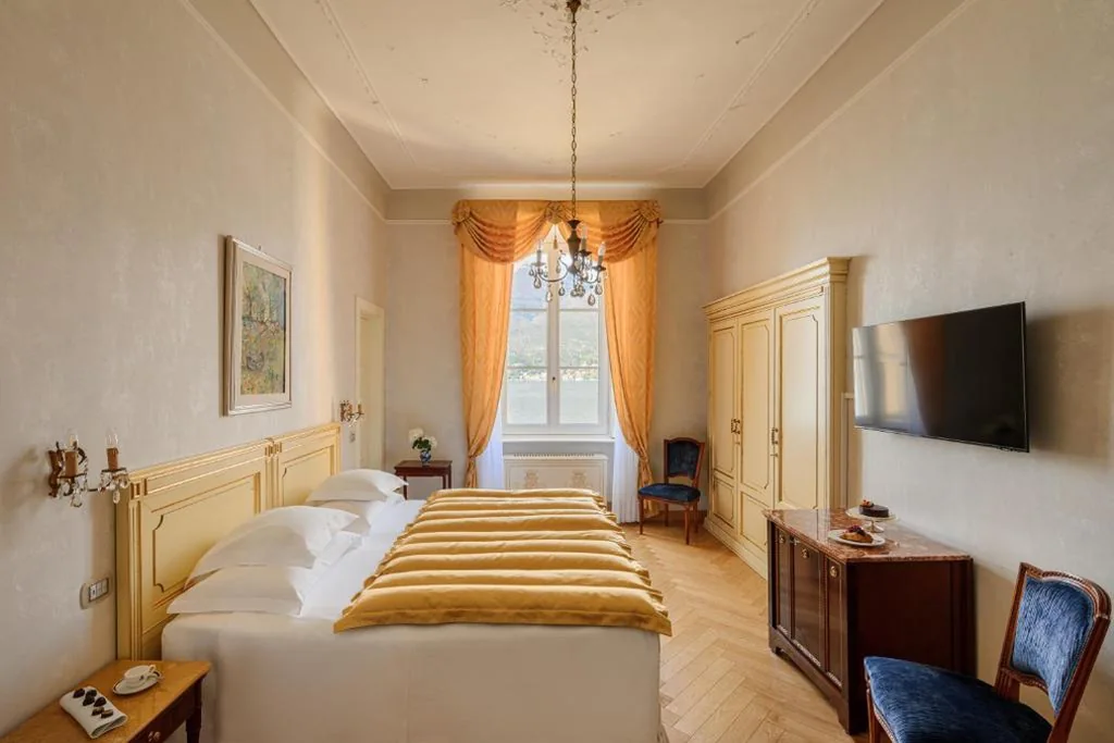 Camera Matrimoniale Classic con Vista Lago — Grand Hotel Villa Serbelloni – The only Relais & Châteaux on Lake Como
