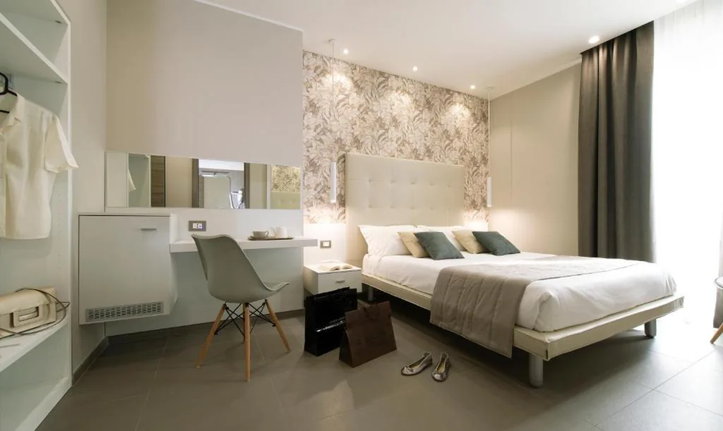 Camera Matrimoniale Classic — Hotel H21