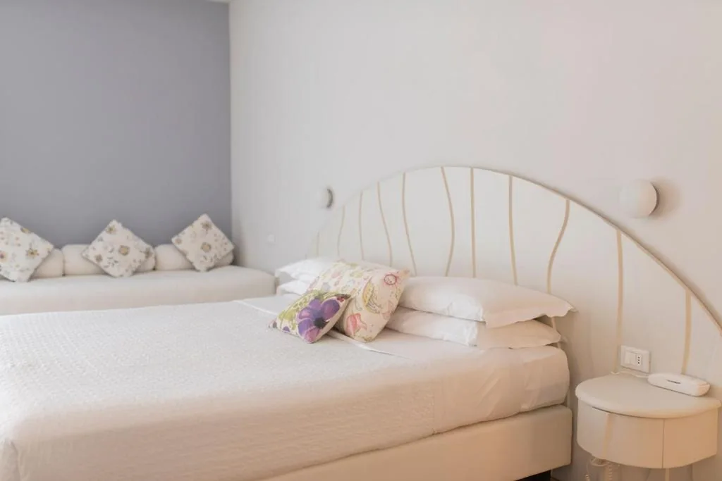 Comfort Double Room — Aromi Piccolo Hotel