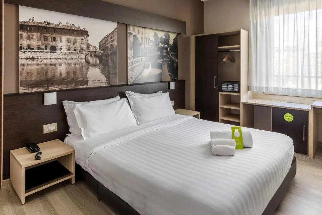 Camera Matrimoniale Comfort — B&B HOTEL Milano Portello